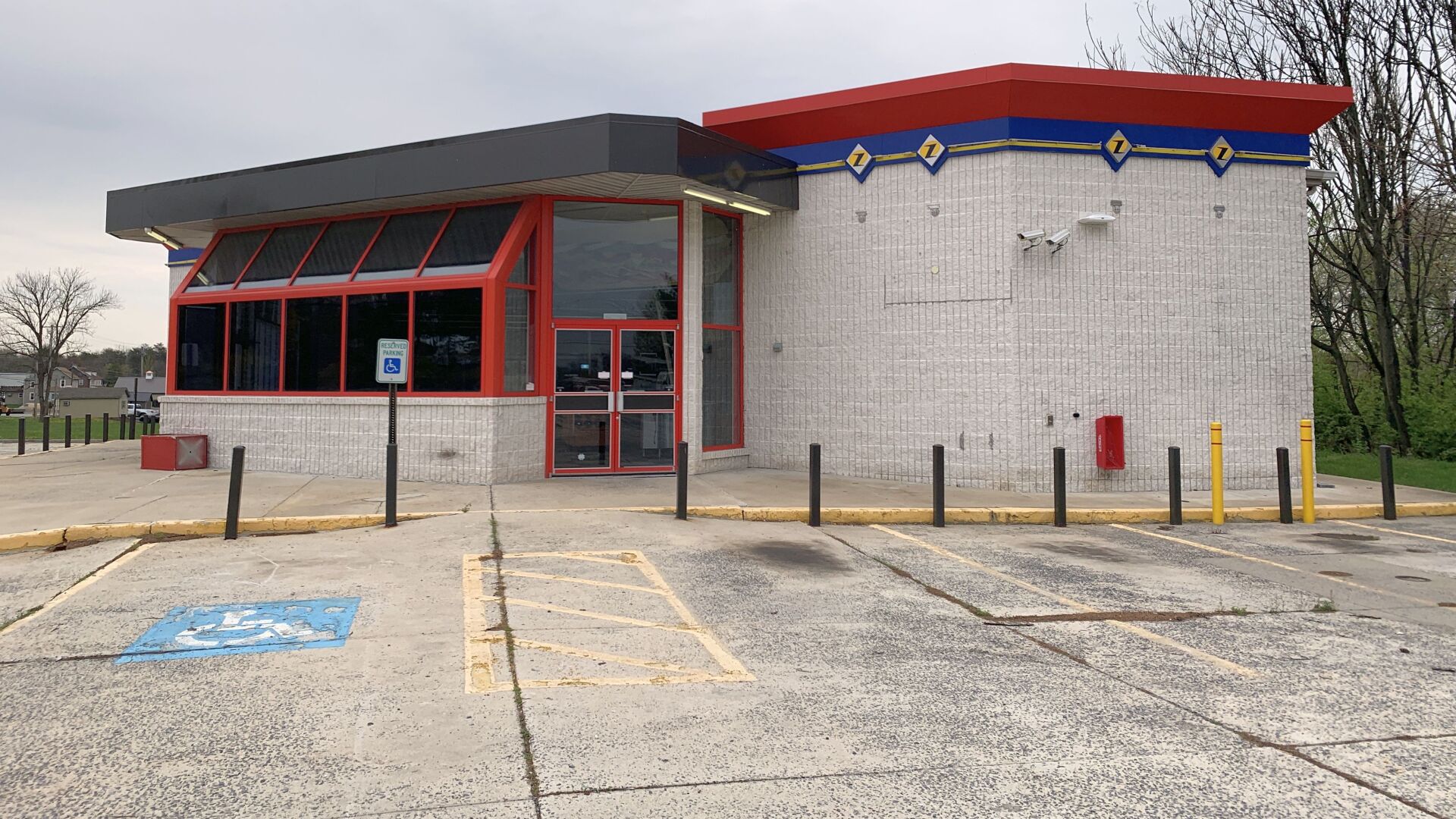 Former Sheetz in Exeter